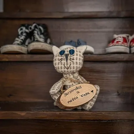 شقة A Casa Do Leo *